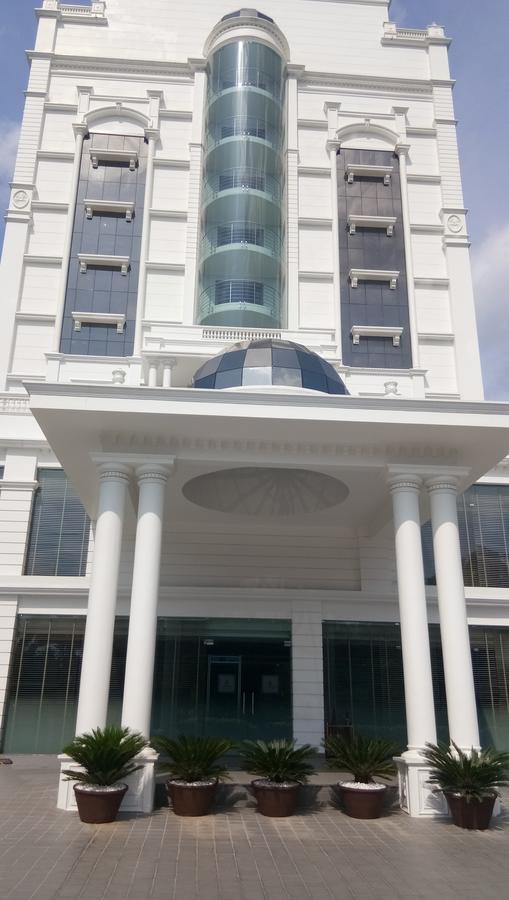 Hotel Karthika Park Kazhakuttam Экстерьер фото